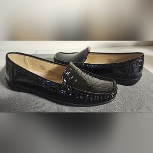 Black Croc-Embossed Slip-On Loafers for Women